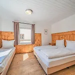 Kirchberg L *